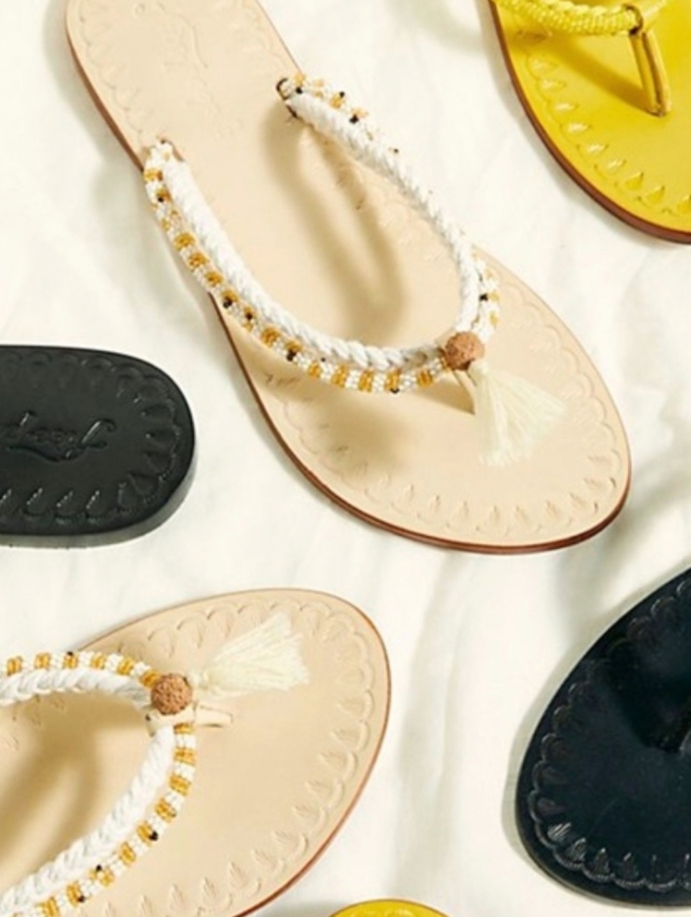 Free People Menorca Boho Braided Tassel Thong Sandals Cream Leather US 7-7.5 - Picture 8 of 16